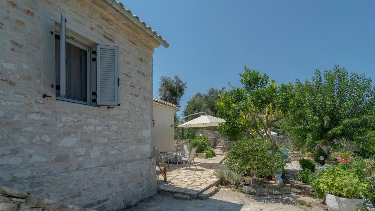 Emilios Stone House Holiday home *